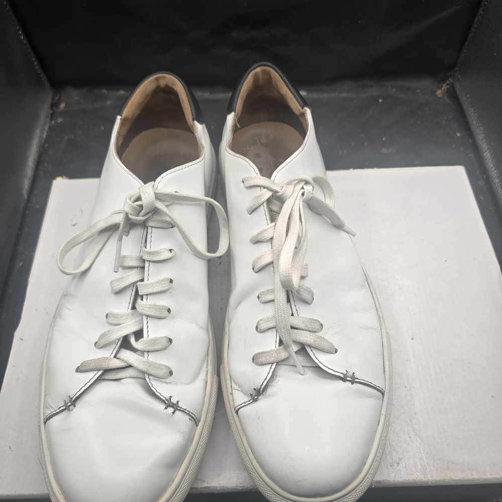 Club‎ Monaco White Leather Sneakers